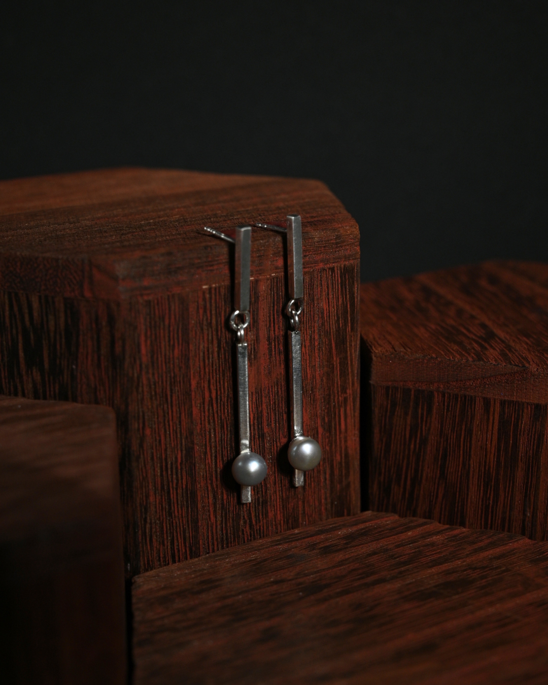 Dangle earring No. 2