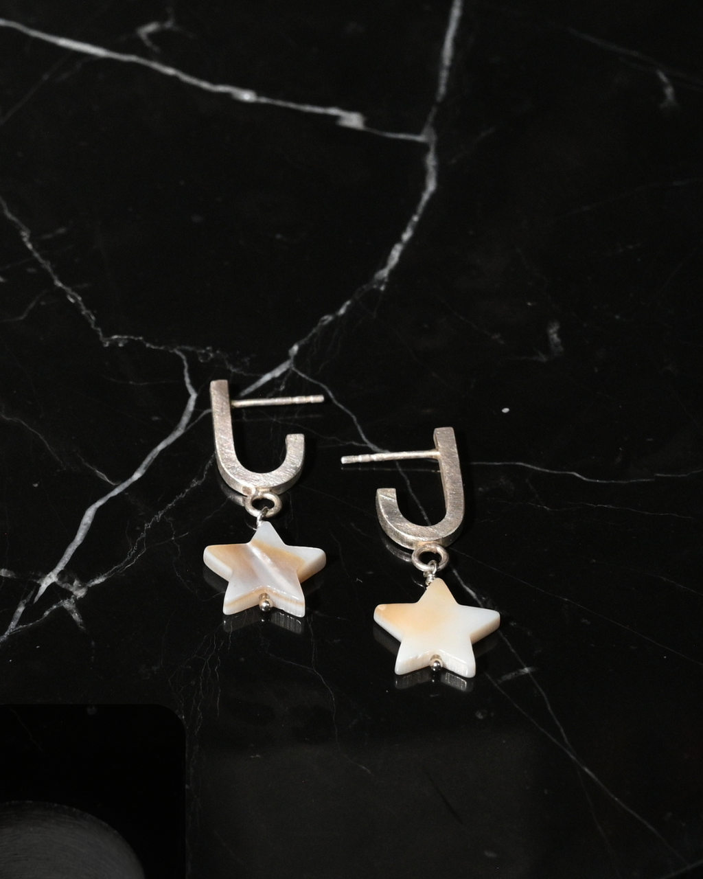 Dangle earring No. 3