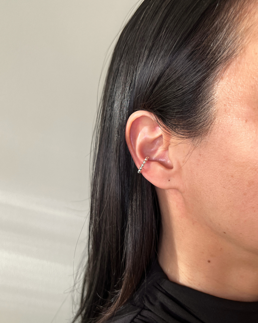 Ear cuff