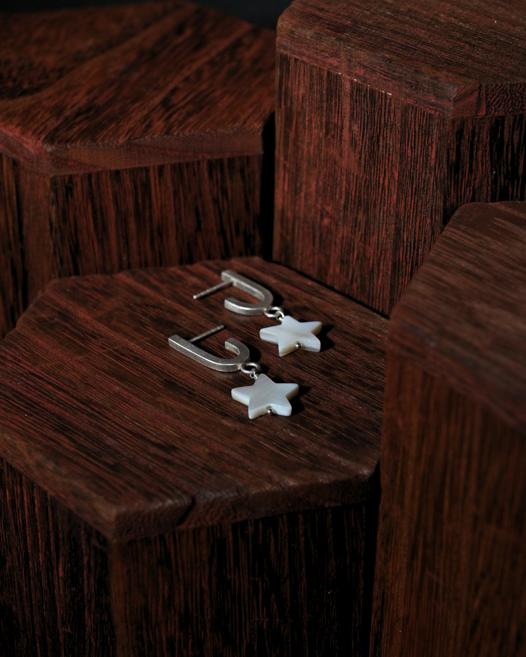 Dangle earring No. 3