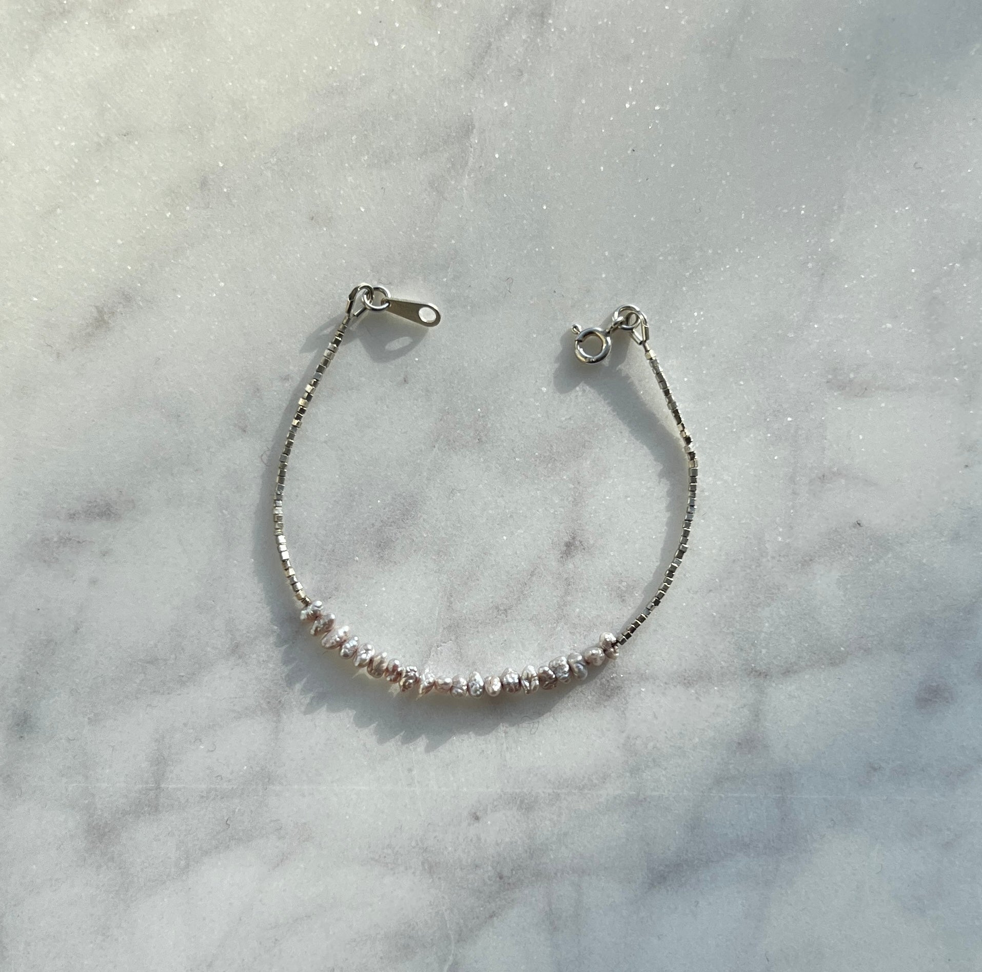 Sterling and fine silver with mauve freshwater pearl bracelet