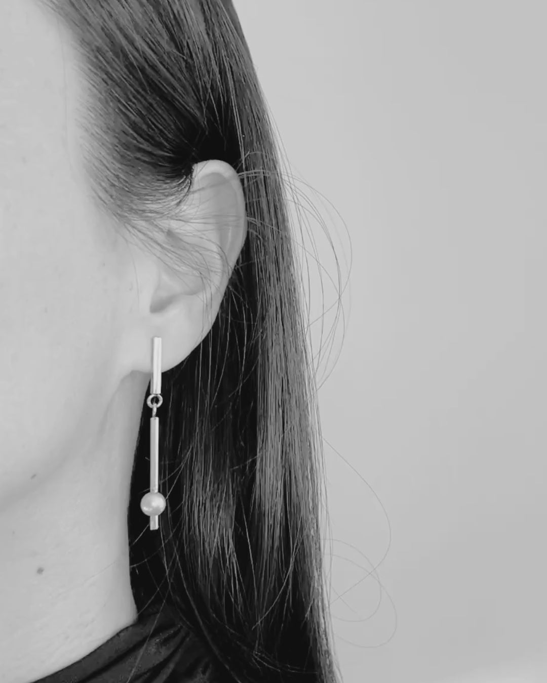 Dangle earring No. 2