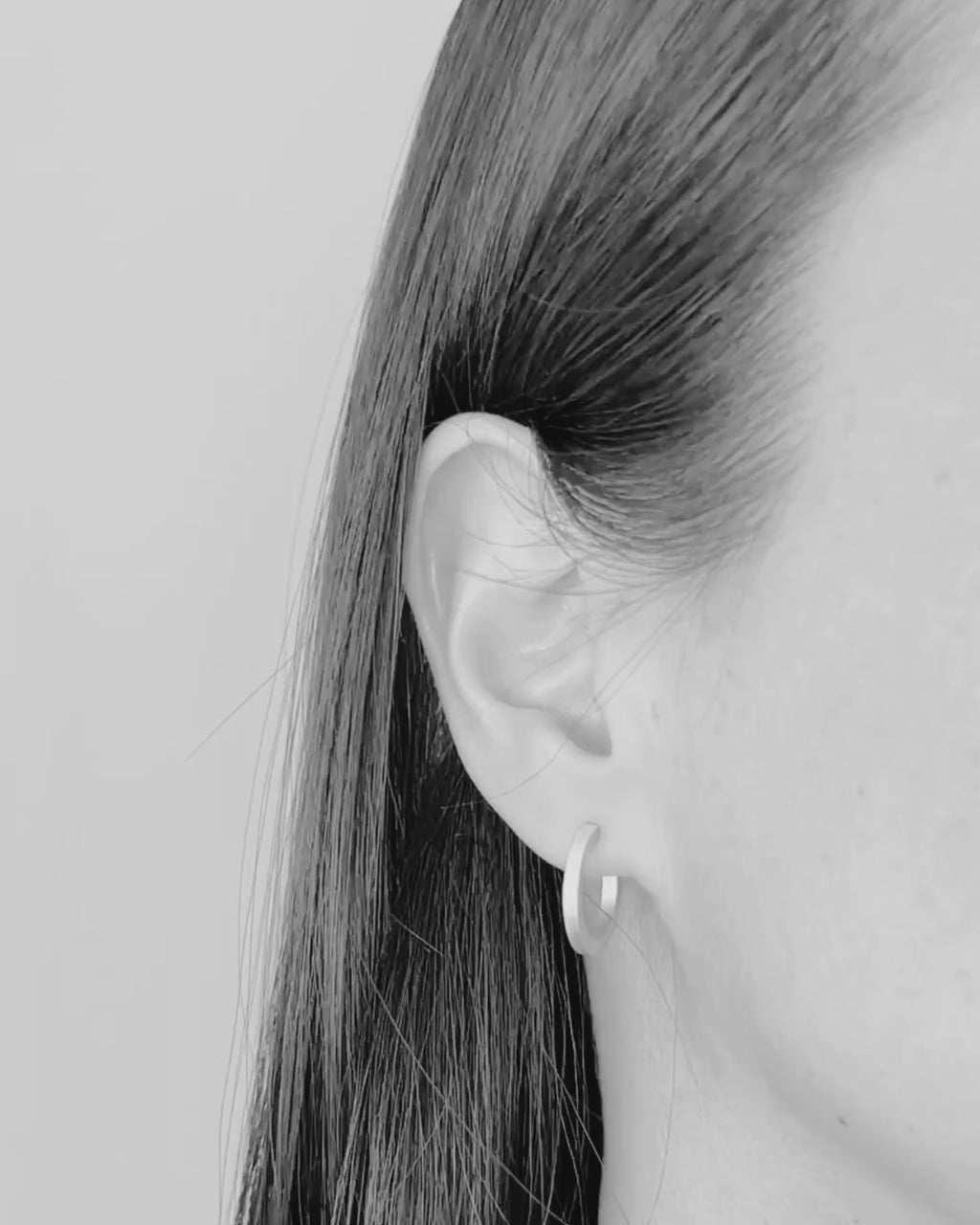 Open hoop earring