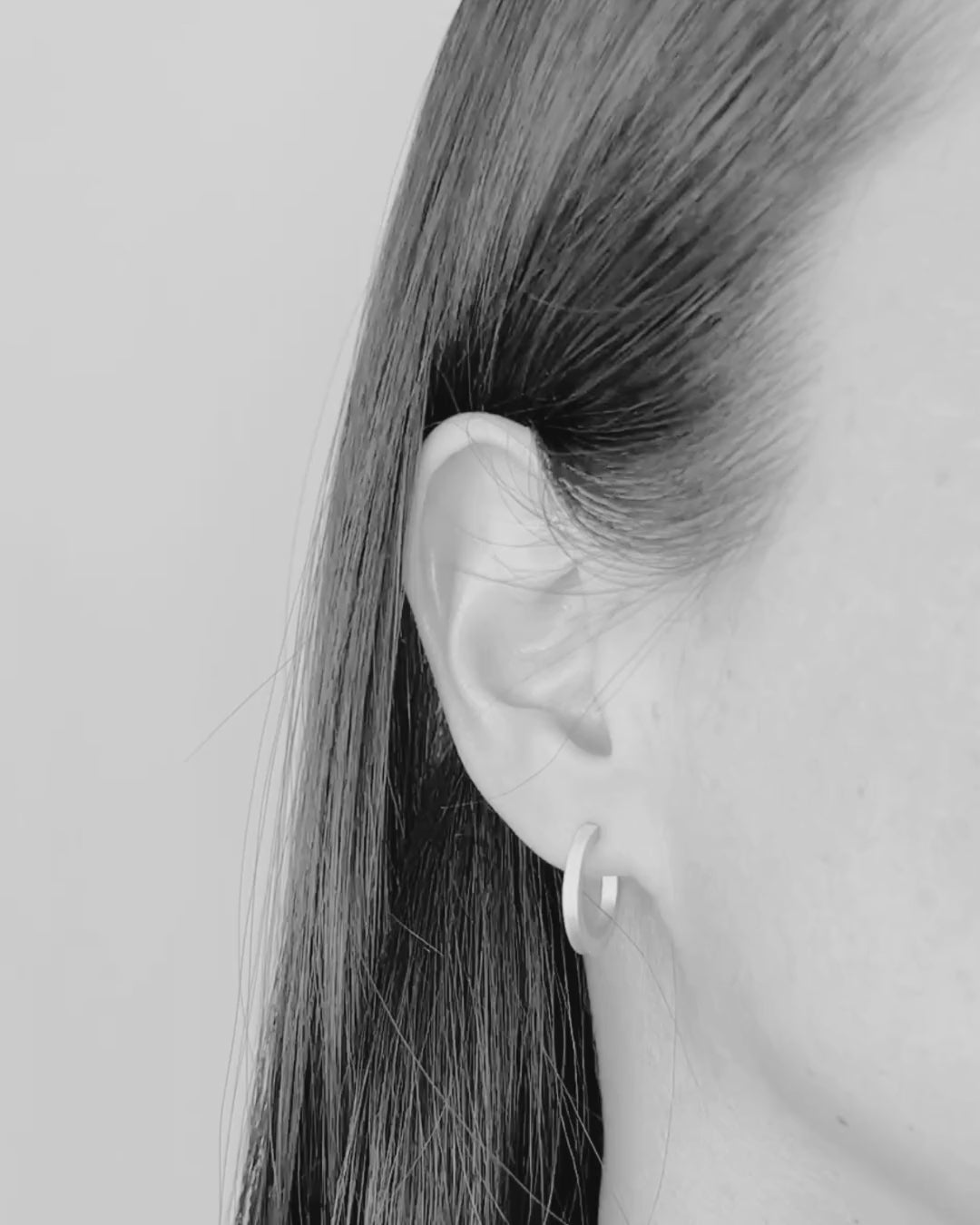 Open hoop earring