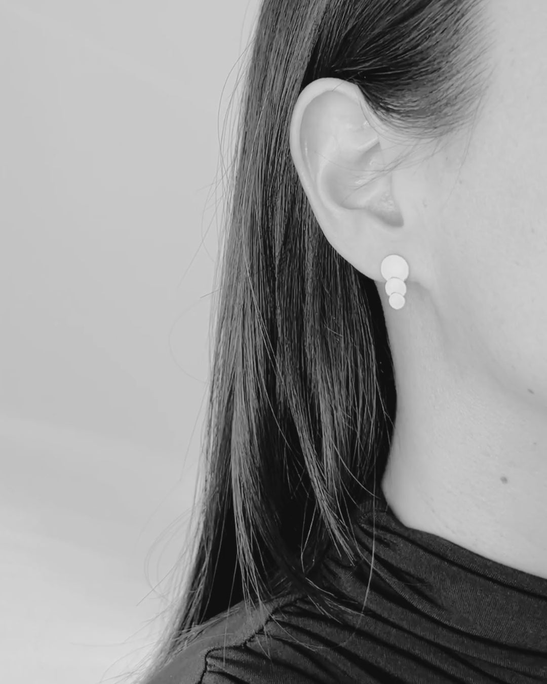 Triple circle earring